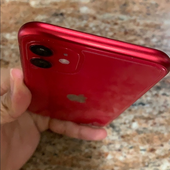 IPHONE 11 64GB - Picture 4 of 5
